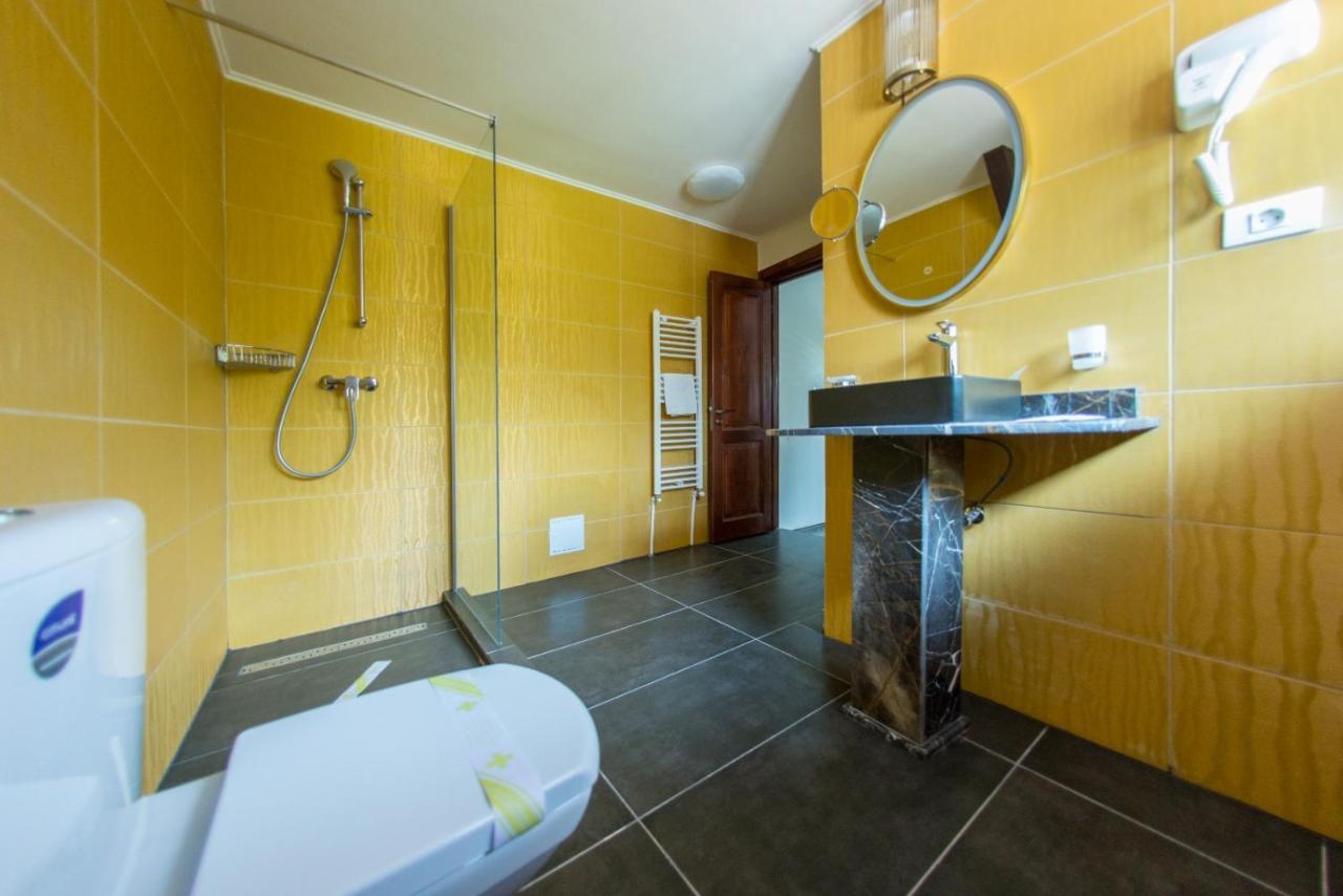 Voila Inn Predeal Exterior foto